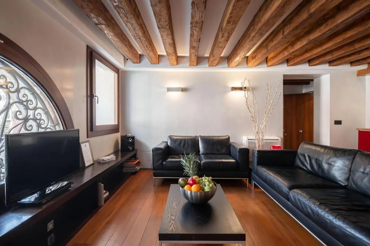 Ferienwohnung Ve.N.I.Ce Cera San Moise Venedig Apartment