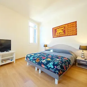Ca' Circus 4 Wi-fi Fibre Appartement